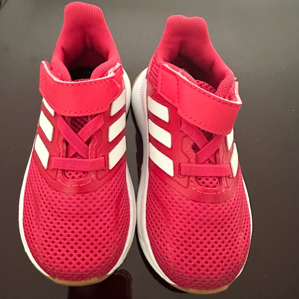 Adidas - Picture 2 of 4